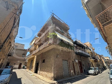 Foto Appartamento in Via Ciro Scianna 5, Bagheria Centro di 51 m²