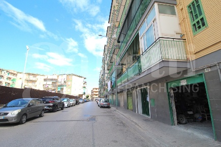 Foto Box in Via Parisi 31, Arzano di 17 m² in vendita