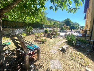 Foto Villa a schiera in Via Tolstoi 18, L'Aquila Pettino - Cansatessa