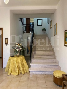 Foto Casa indipendente in Via PARPAGLIA 52, Oristano Centro di 602 m²