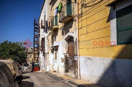 Foto Appartamento in Via Gradoni e Canali 13, Torre del Greco di 50 m²