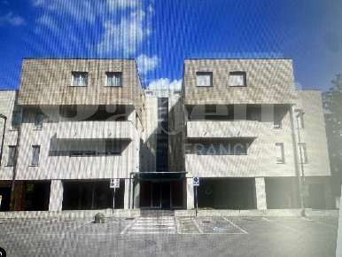 Foto Appartamento in Via Ferraris 1, Erba Centro di 60 m² con 2 locali