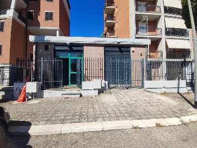 Foto Negozio in GENTILE, San Severo di 126 m² con 2 locali in vendita