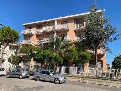 Foto Negozio in Via Delle Gardenie 28, Vasto di 62 m² con 1 locali