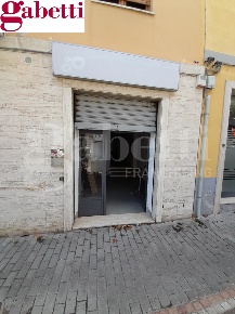 Foto Ufficio a Poggibonsi Centro di 120 m² con 4 locali in vendita