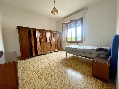 Foto Appartamento a Poggibonsi Centro di 100 m² con 4 locali in vendita