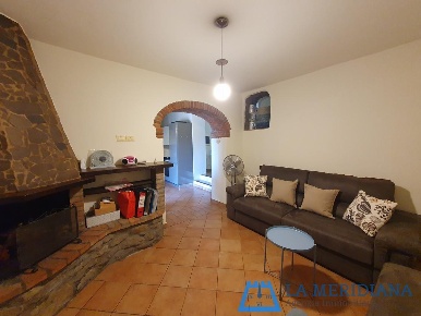 Foto Casa indipendente a Lamporecchio Centro di 105 m² con 6 locali
