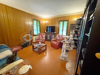 Foto Villa bifamiliare in Via San Quirino 27, San Quirino di 180 m²