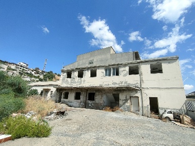 Foto Villa bifamiliare in Via Aldo Tripodi, Melito di Porto Salvo di 280 m²