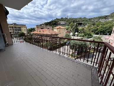 Foto Appartamento in Via Colonnello Enrico Franceschi 48-3, Chiavari