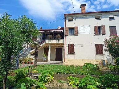 Foto Appartamento in Via Tessara 21, Albettone Castello di 138 m²