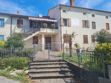Foto Appartamento in Via Tessara 21, Albettone Castello di 138 m²
