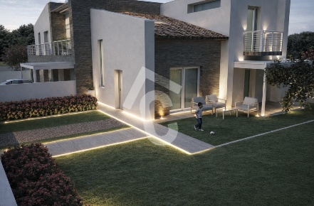 Foto Villa bifamiliare a Castelbellino di 157 m² con 4 locali in vendita