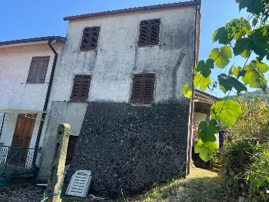 Foto Appartamento in Via IV Novembre 20, Maissana Campore di 132 m²