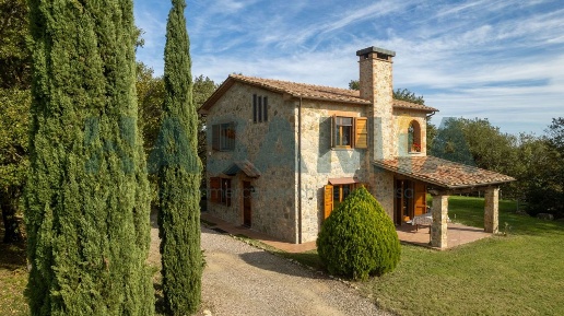 Foto Casale in Via Puccini 6, Scansano Centro di 181 m² con 7 locali