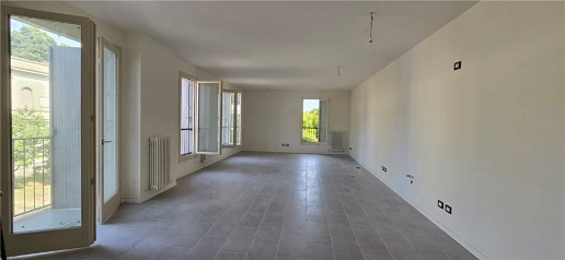 Foto Ufficio in -, Camposanto Centro di 65 m² con 1 locali in affitto