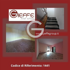 Foto Casa indipendente a Cittanova di 179 m² con 3 locali in vendita