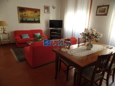 Foto Appartamento a Livorno Cisternone di 148 m² con 4 locali in vendita