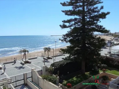 Foto Case semi ndipendenti in Lungomare Andrea Doria, Ragusa di 50 m²