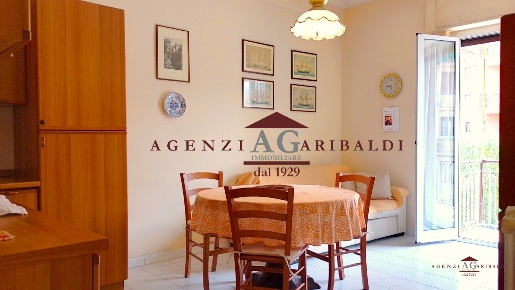 Foto Appartamento a Bordighera Centro di 60 m² con 3 locali in vendita
