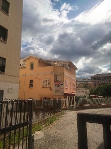 Foto Appartamento in VIA R. MISASI, Cosenza Centro di 120 m² con 4 locali