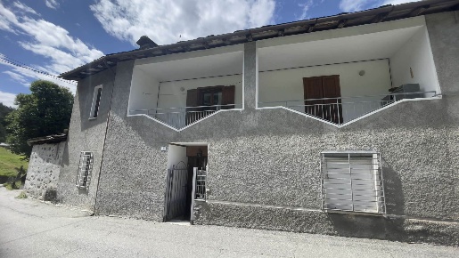 Foto Appartamento in ROMA, Albosaggia Centro di 110 m² con 6 locali