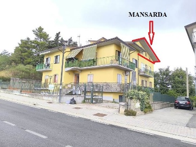 Foto Appartamento in via piano della croce, Frigento di 175 m² con 4 locali