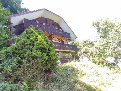 Foto Casa indipendente a Tarvisio di 161 m² con 8 locali in vendita