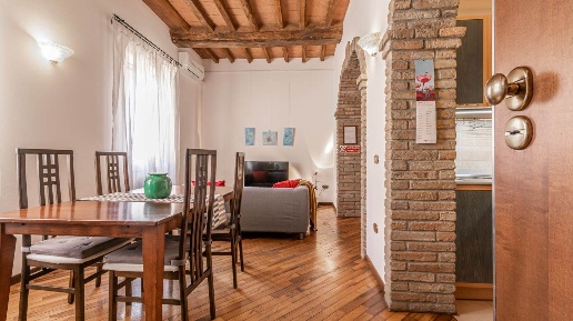 Foto Appartamento in via Rua del Muro 52, Modena Centro Storico di 85 m²