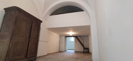 Foto Laboratorio in Via Caronda  53, Acireale Centro Storico di 105 m²
