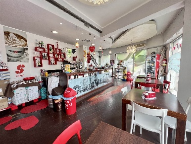 Foto Attività commerciale a Adria Centro di 50 m² con 2 locali in vendita