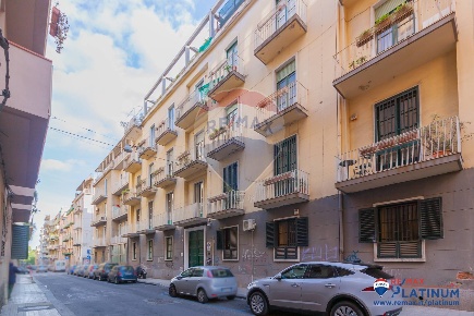 Foto Appartamento in Via Dottor Consoli, Catania di 50 m² con 2 locali