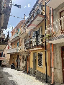 Foto Casa indipendente in via Cadorna, Francavilla di Sicilia di 75 m²