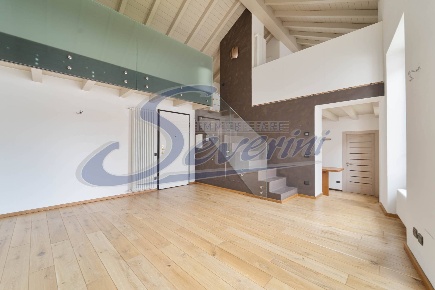 Foto Appartamento in Via Cardano, Como Cardano di 110 m² con 3 locali