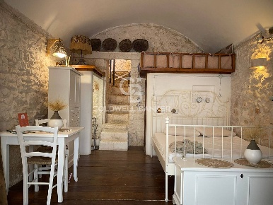 Foto Casa indipendente in Via Balsamo de Landria, Ostuni Centro Storico