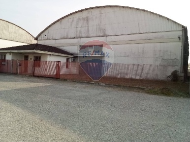 Foto Capannone industriale a Casalmaggiore Agoiolo di 1638 m² in vendita