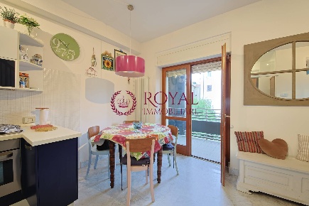 Foto Appartamento in Via Ricasoli, Livorno Attias - Marconi di 100 m²