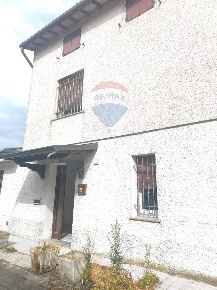 Foto Case semi ndipendenti in VICOLO GIACOMO MATTEOTTI, Campegine di 148 m²