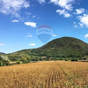 Foto Terreno residenziale a Teolo di 685 m² in vendita