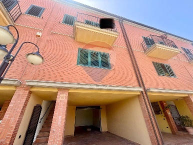 Foto Villa a schiera in Contrada Piraino, Santa Caterina Villarmosa
