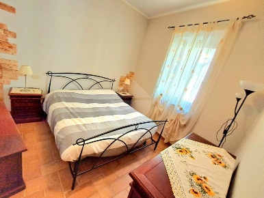 Foto Casa indipendente in via delle cartiere, Ronciglione di 74 m²