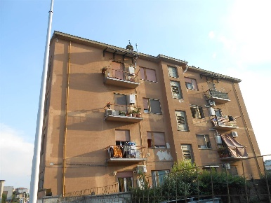 Foto Appartamento a Vigevano Cimitero, Mondetti di 70 m² con 3 locali