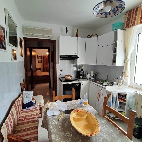 Foto Case semi ndipendenti in VIA VOLPE 11, Montella di 90 m² con 5 locali