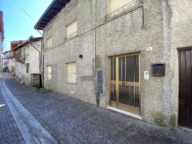 Foto Appartamento in CENTRALE 21, Paisco Loveno Paisco di 60 m² in vendita