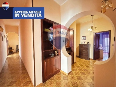 Foto Appartamento in Via Raffaello Sanzio, Partinico di 170 m² con 5 locali