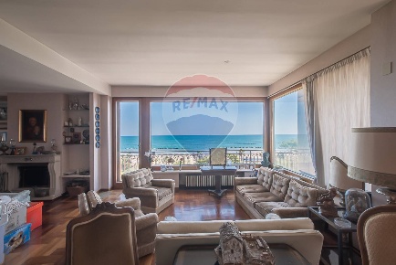 Foto Attico in Via Trebbia, Montesilvano Santa Filomena di 232 m²