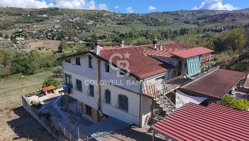 Foto Appartamento in via Gennaro Serra, Agropoli di 119 m² con 3 locali