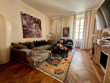 Foto Appartamento in Via Gabbi, Reggio nell'Emilia Centro Storico di 306 m²