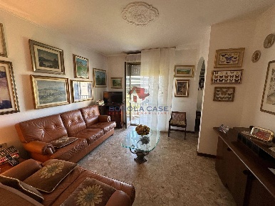 Foto Appartamento in Via Giacomo Quarenghi, Milano Gallaratese di 94 m²