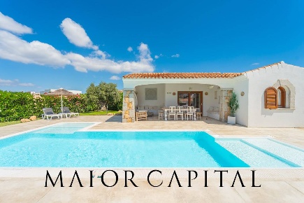 Foto Casa indipendente in Via Apollo, Budoni di 120 m² con 6 locali